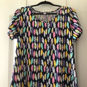 Lularoe Classic Tee